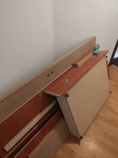 Pat matrimonial 2 m/1,6, saltea Relaxa si 2 noptiere